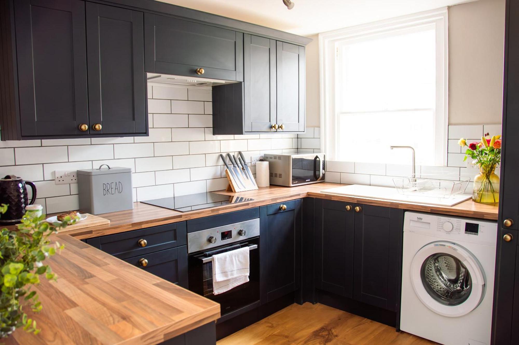 Beautiful Character 3 Bed City Centre Apartment Bath Eksteriør billede